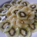 Un dessert tout fruité, acide et sucré à la fois avec des kiwis de 2 couleurs