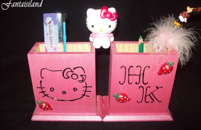 Les Pots à crayons " Fée Clochette " et " Hello Kitty " !