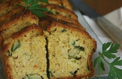 Cake aux courgettes et curry