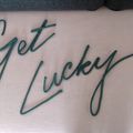 Get Lucky en tricotin (laine vert grisé), exposé au Biban Bazar. Prix: 25€