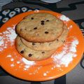 COOKiES A LA NOiSETTE ET PEPiTES DE CHOCOLAT