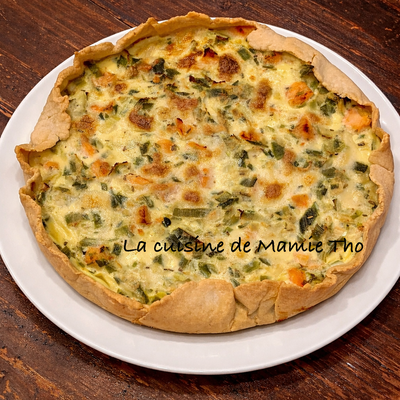 Quiche aux poireaux, saumon frais et moutarde à l'ancienne