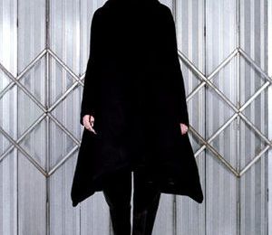 Eloge du noir chez Gareth Pugh Fall RTW 09/10