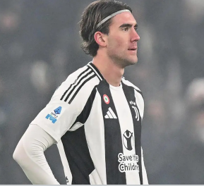 La Juventus avait recommandé Vlahović à Manchester United 