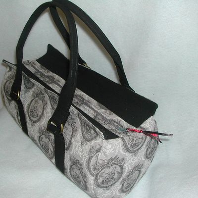 Un autre Sac Gwen " Sobre et chic"