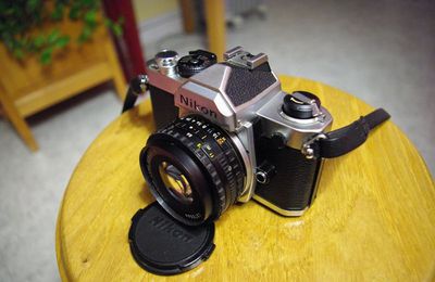 NIKON FM , MON PREMIER BOITIER ARGENTIQUE