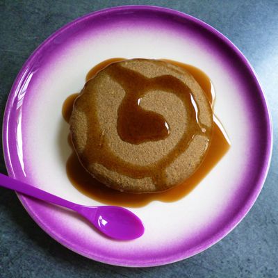 gâteau cru vegan hyperprotéiné chocolat-maca-gingembre (diététique, hyperprotéiné, sans sucre ni beurre-oeuf, riche en fibres)