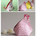 Une poule en origami pour Pâques