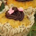 Cupcakes et petits gâteaux banane, noix de coco et chocolat