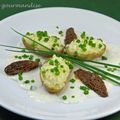 Morilles en coques de pommes de terre