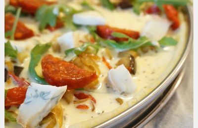 "Summer" tarte : aubergine, piquillos, roquette, chorizo, gorgonzola