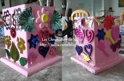 {Activités enfants} - {Customisation} - #JeudiCreation - Le Pot à Crayon