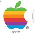 Le logo et le nom de la société Apple