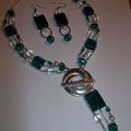 Collier pendant bleu-vert