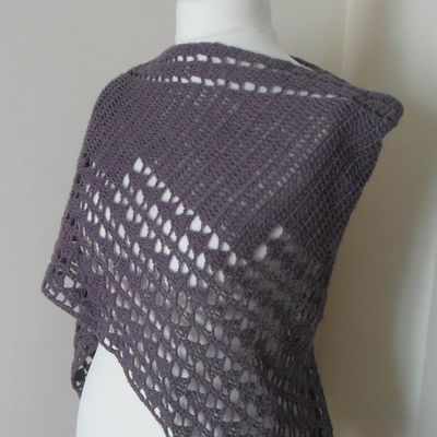 Patron du châle Mary W. au crochet