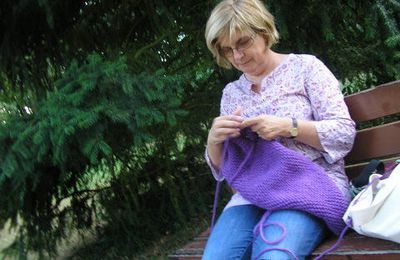 La dame qui tricote sur son banc , Acte 2, scène 1