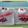 DOUCEURS AU LAIT D'AMANDES PISTACHES ET FRUITS ROUGES GLACEES