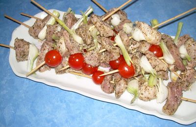 Brochettes de porc provençales