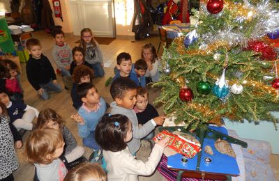 Le Père-Noël est passé à l'école