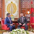 جلالة الملك يجري مباحثات على انفراد مع عاهل المملكة الأردنية الهاشمية