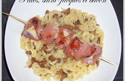 Pâtes façon risotto, brochettes de Saint-Jacques au bacon