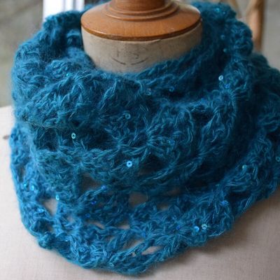 SNOOD coquet by Gen