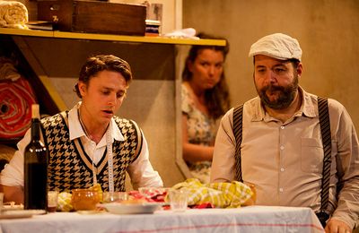 On vous conseille : Marchand d'étoiles au Splendid, la pièce aux 4 nominations aux Molières 2025 