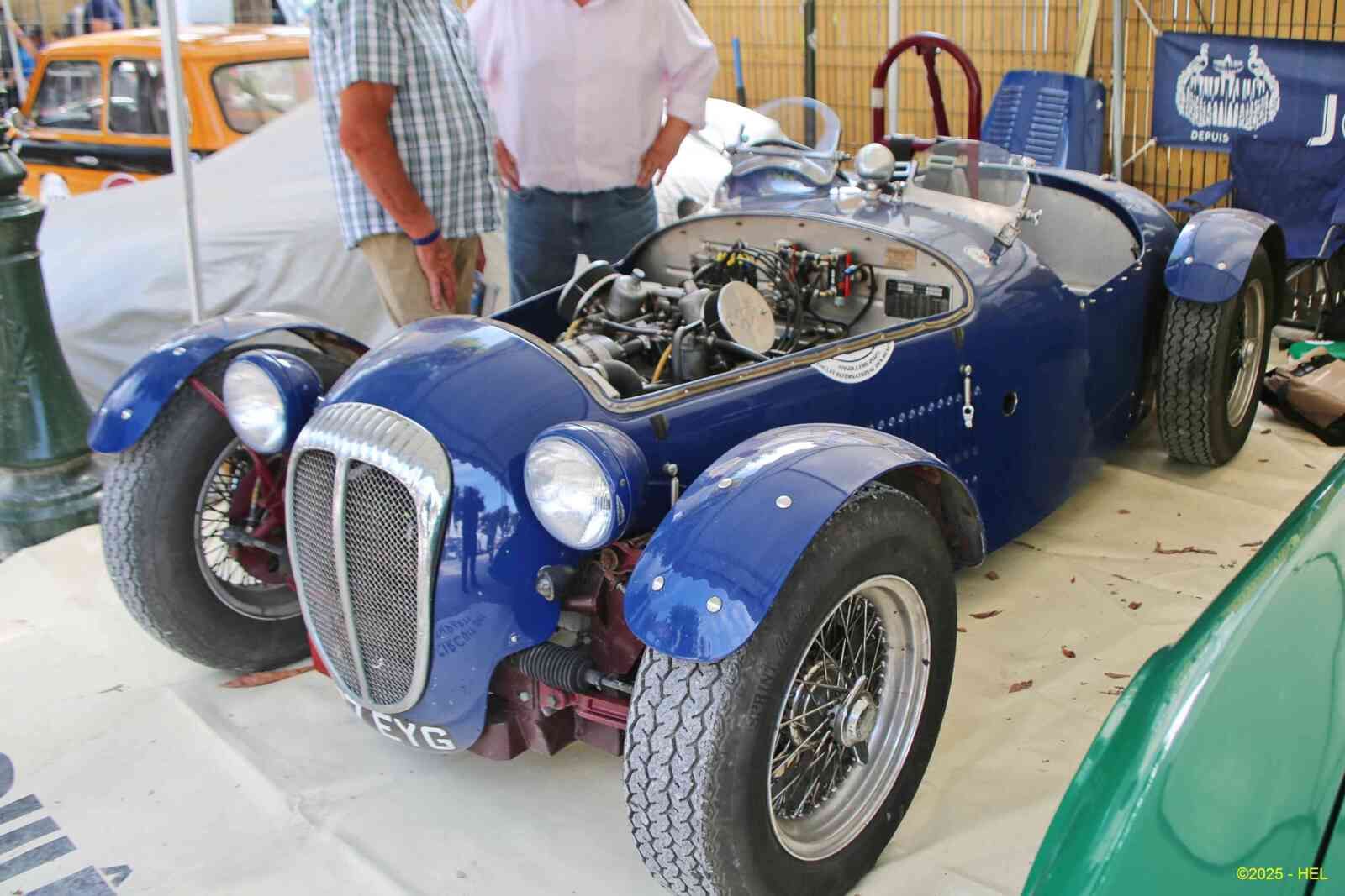 Daimler SP 250 Special_03 - 1963 [UK] HL_GF