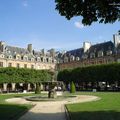 L'architecture classique : les places royales de Paris