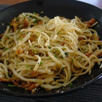 Linguine aux champignons de paris, girolles et parmesan végétal express