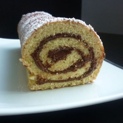 Gâteau roulé à la pâte à tartiner