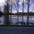 Routes coupées, terrains inondés ici et là...