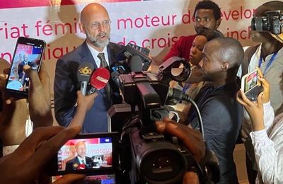 ORGANISER UNE CONFÉRENCE DE PRESSE