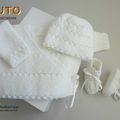 TUTO tricot bb BOUTIQUE bebe modele layette bébé et patron a tricoter Explications brassière, bonnet, bloomer, chaussons