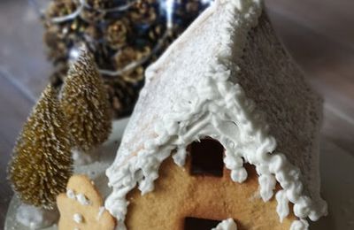 Maison en biscuits au Miel ....