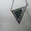 Collier triangle ...