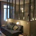 Un appartement gris très cosy