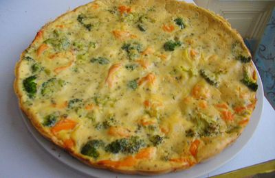 Quiche sans pâte au saumon et aux brocolis