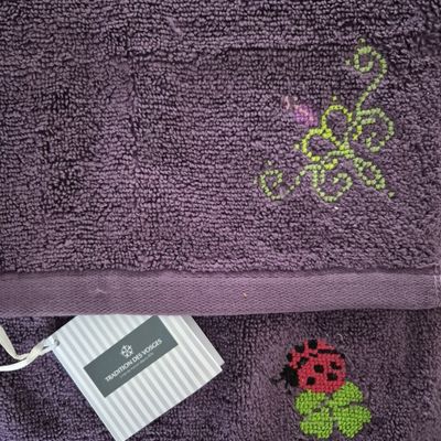 Serviettes d'invités brodées