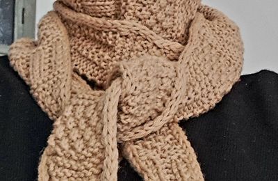 Dustland skinny scarf by Stephen West
