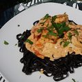 TAGLIATELLES A L'ENCRE DE SEICHE AU GAMBAS