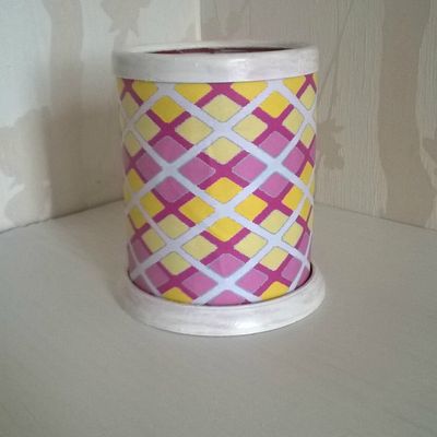 Pot à crayon à motif scandinave