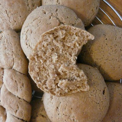 Buns végétaliens à la farine de seigle bio T110 et farine de blé T65