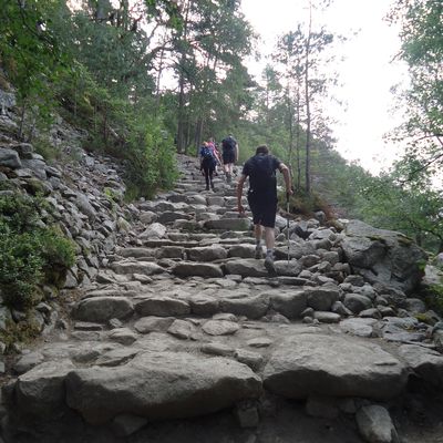 Mercredi 18 juillet : montée au Prekestolen