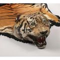 Très belle peau de tigre montée en carpette