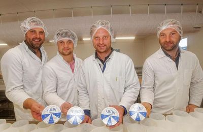 En Seine-Maritime, cinq frères réinventent le camembert normand... Un camembert industriel breton de plus!