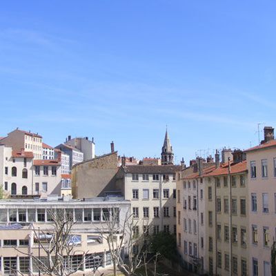 LYON
