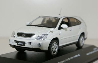 J-Collection - Toyota Harrier Hybrid Premium S