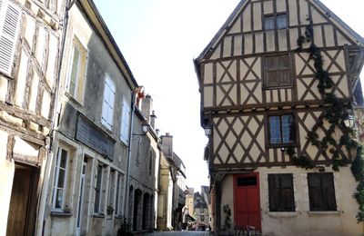DE NEVERS A NOYERS-SUR-SEREIN, MAIS OUI ! (58-89)