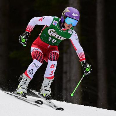 Ski alpin : fin de saison pour Anna Veith, encore touchée au genou droit